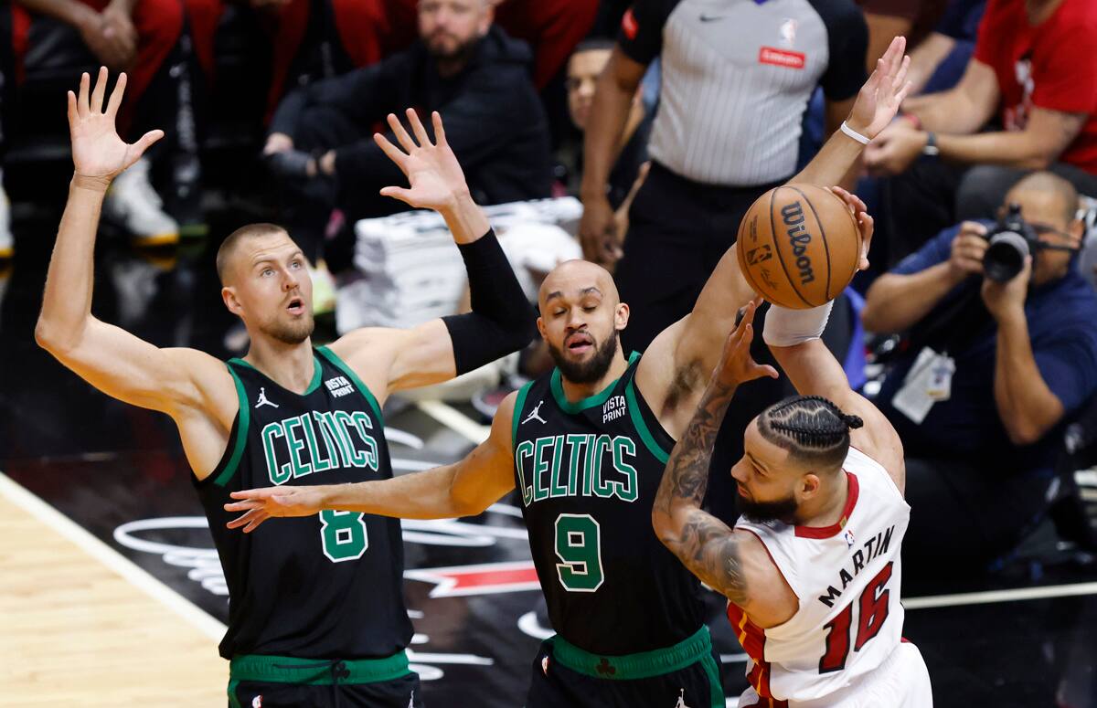 Boston sigue avanzando a paso firme. Foto: EFE.