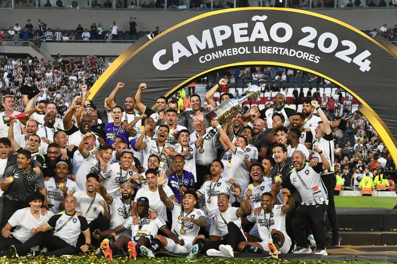 Para Cristian Traverso, el equipo brasileño hace sentir su historia en la Copa, aunque actualmente no esté pasando por un buen momento deportivo.