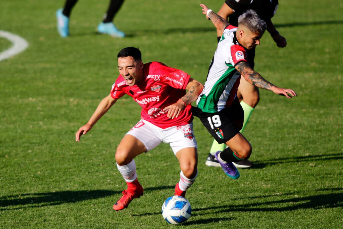 deja Ñublense tras su criticado paso por el club (Foto: Photosport)