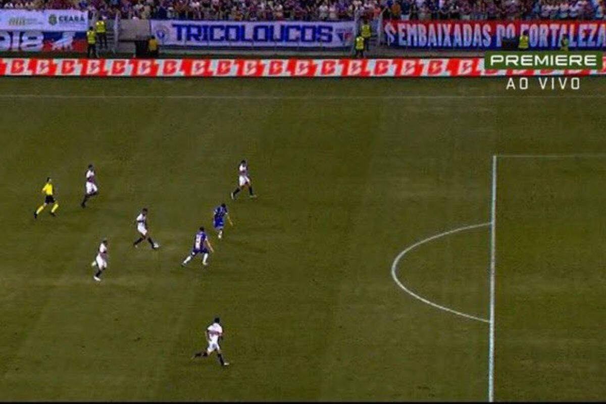 La jugada clave del partido Fortaleza vs Sao Paulo. Era el empate, pero la astucia de Kuscevic y Cardona lo impidió.