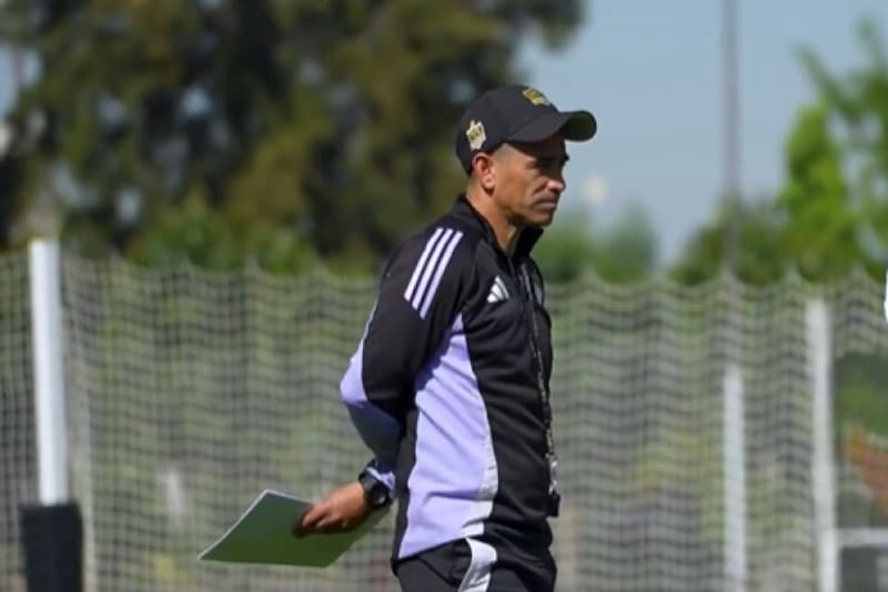 Entrenador de la Proyección de Colo Colo. Foto: Colo Colo