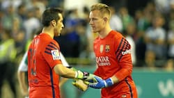 VIDEO | Así fue el reencuentro de Claudio Bravo con Ter Stegen en partido del Barcelona