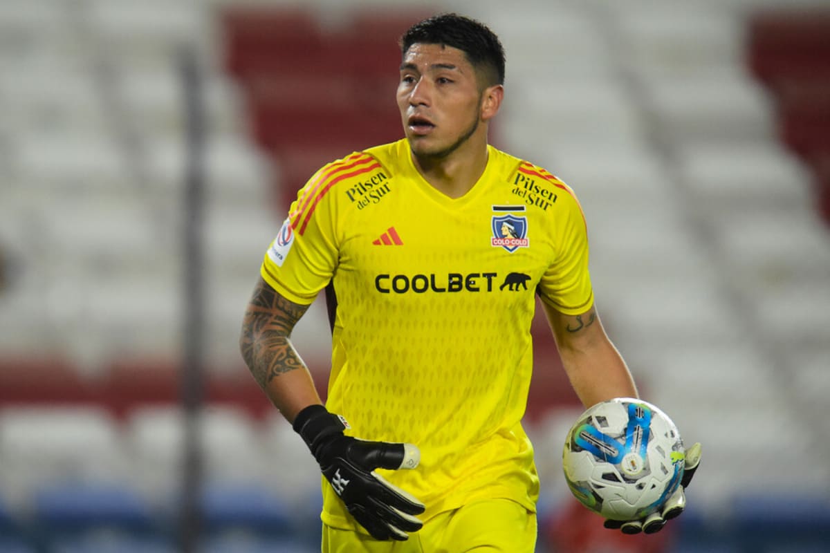 jugando por Colo Colo en la Serie Río de La Plata (Foto: Photosport)