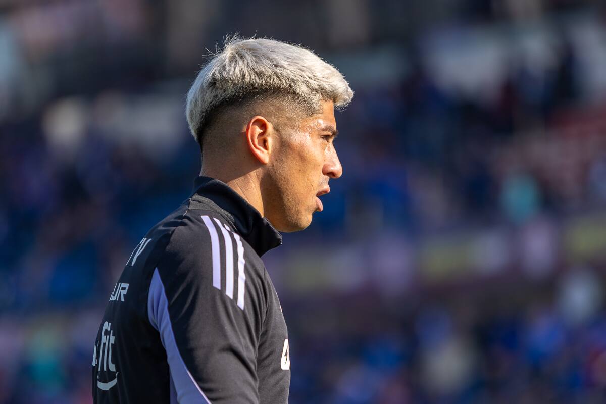 y su salida de Colo Colo rumbo a Peñarol. Foto: Felipe Escobedo