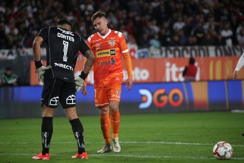 y Cristian Insaurralde tras la polémica jugada en el Monumental
