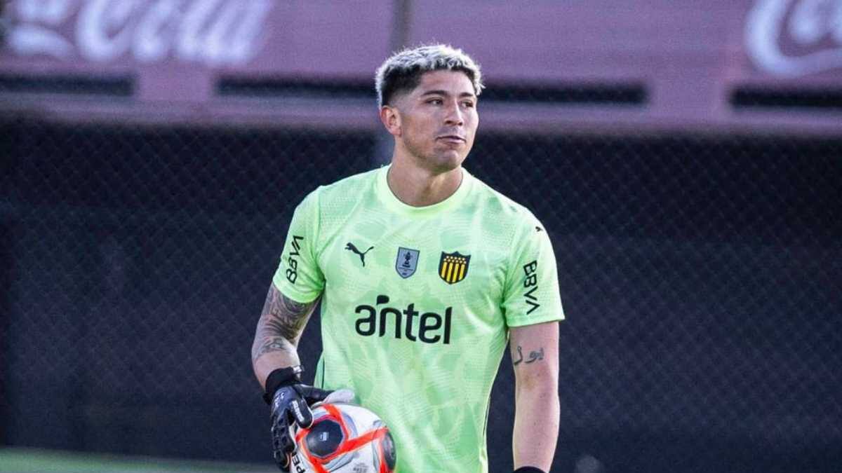 VIDEO | Con insólito blooper de Brayan Cortés: Peñarol rescató un empate ante Nacional