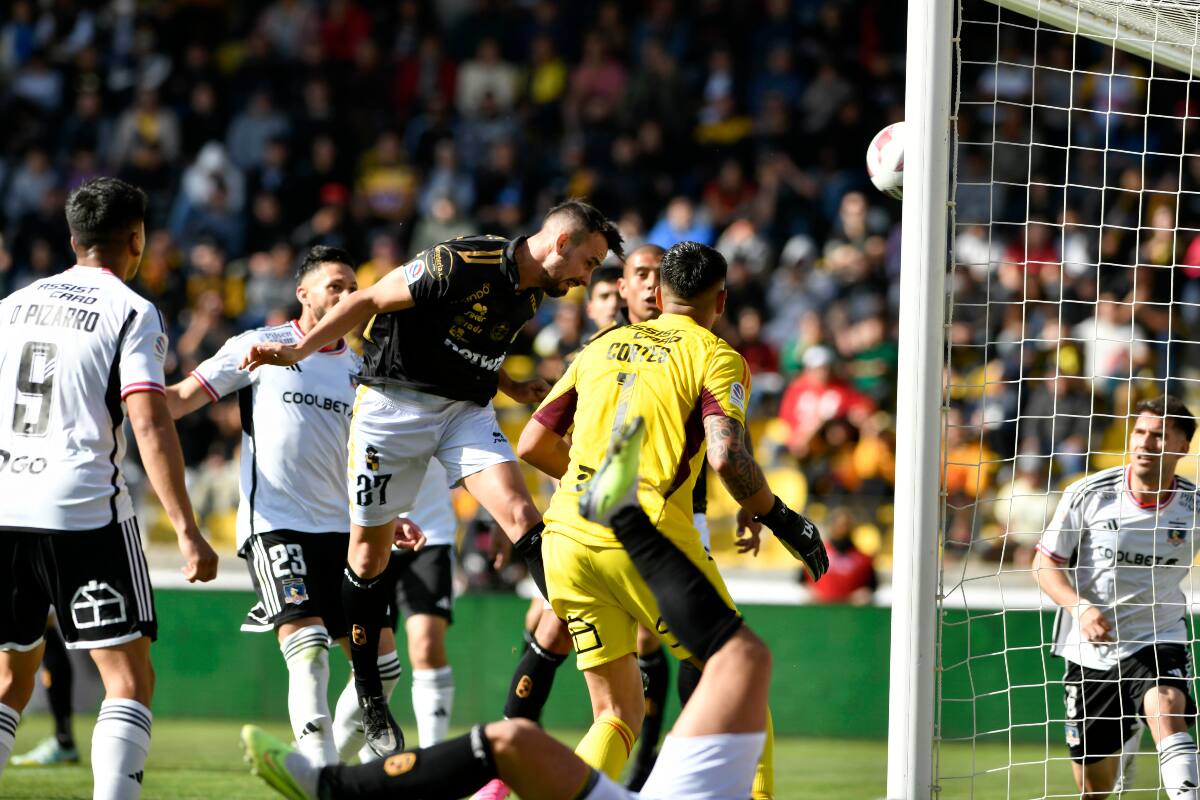 Brayan Cortés se equivocó en el primer gol de Coquimbo Unido ante Colo Colo (Foto: Aton)