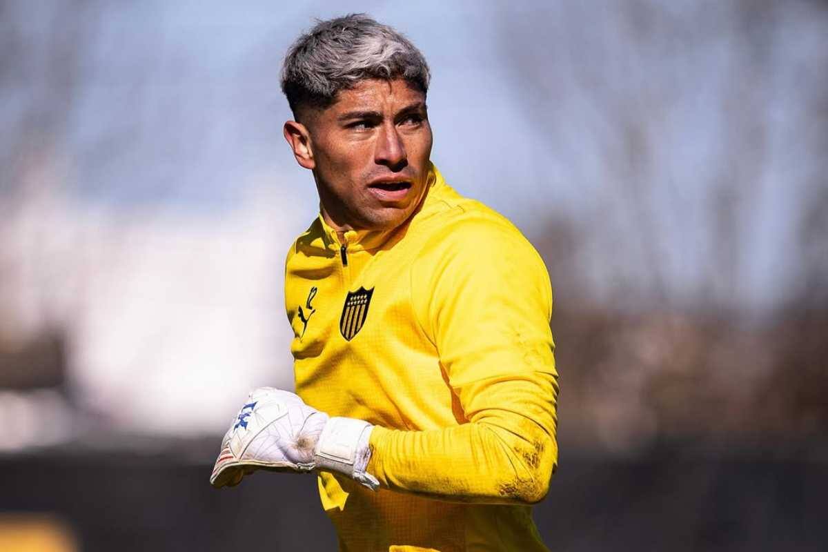 dejó Colo Colo para sumarse a Peñarol.