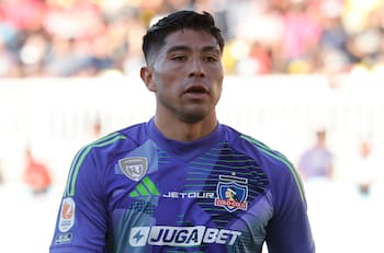 Hizo inferiores en la U y en Colo Colo lo ven como un posible reemplazante de Brayan Cortés