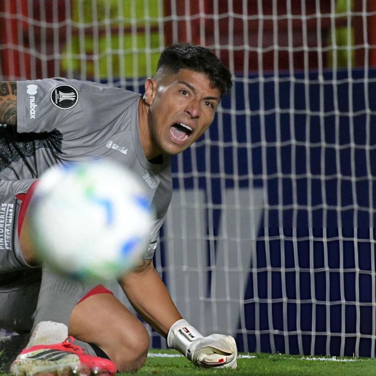 Con un Brayan Cortés inmenso Argentinos Juniors pasó a semifinales tras vencer a Huracán