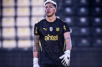 Vuelco total: Brayan Cortés no seguirá en Peñarol y vuelve a Colo Colo