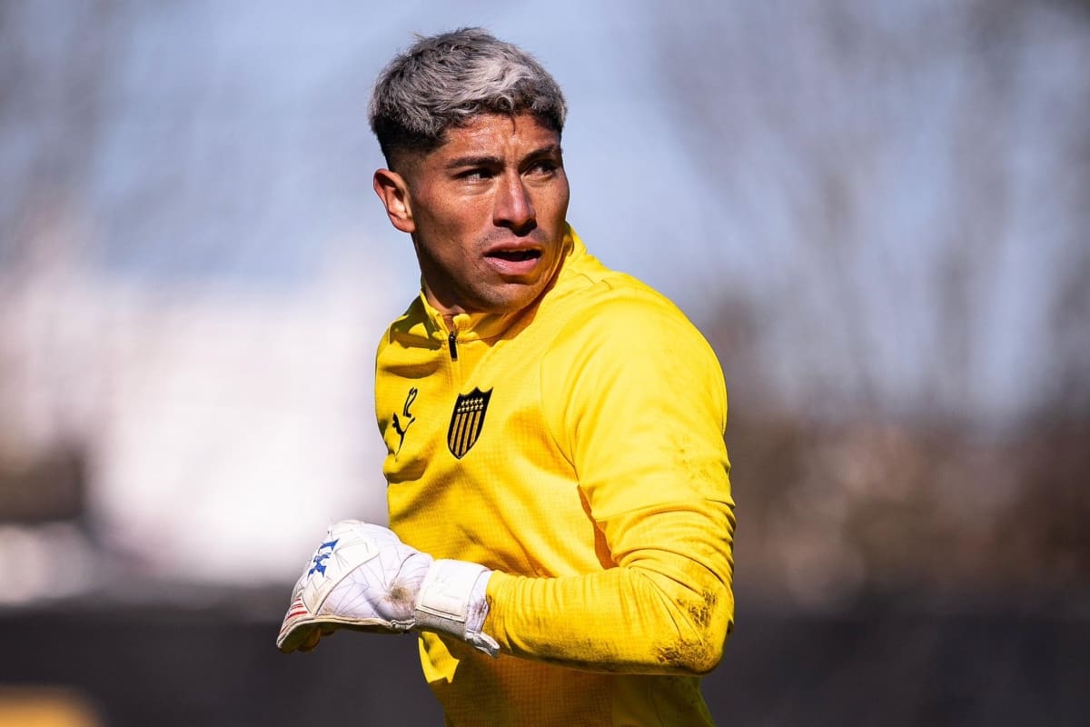en Peñarol. Foto: OficialCAP.