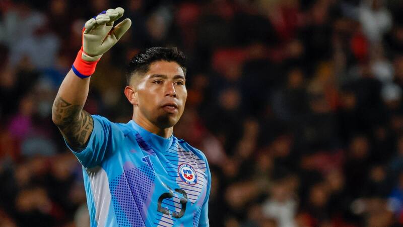 Gustavo Quinteros sería clave en el futuro de Brayan Cortés: el club al que ambos podrían llegar