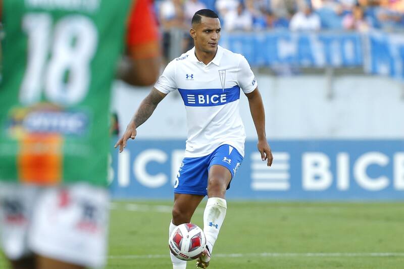 Brayan Rovira no seguirá en la UC. Crédito: @Cruzados.