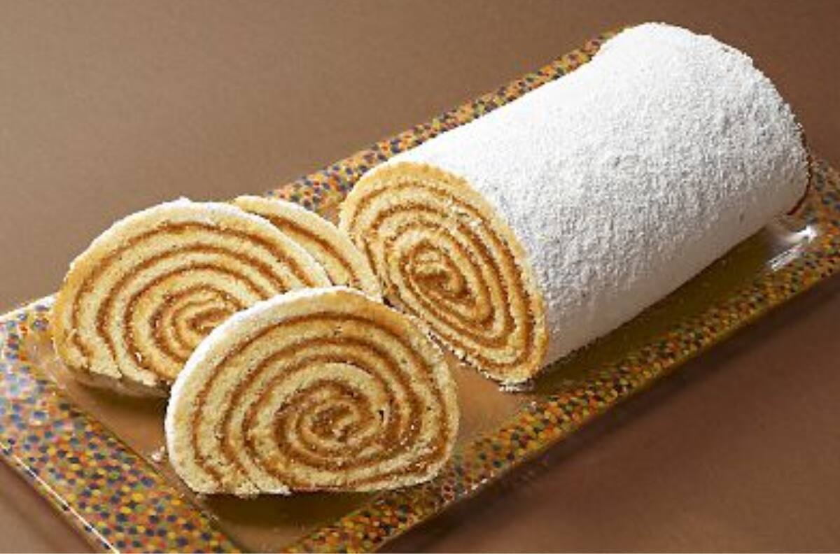 Receta brazo de reina: en pocos pasos puedes preparar este bizcocho casero relleno de manjar
