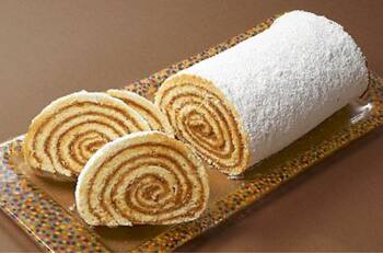 Receta brazo de reina: en pocos pasos puedes preparar este bizcocho casero relleno de manjar