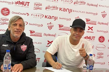 Tras dejar Coquimbo Unido: Brian Fernández fue presentado en nuevo equipo en Argentina