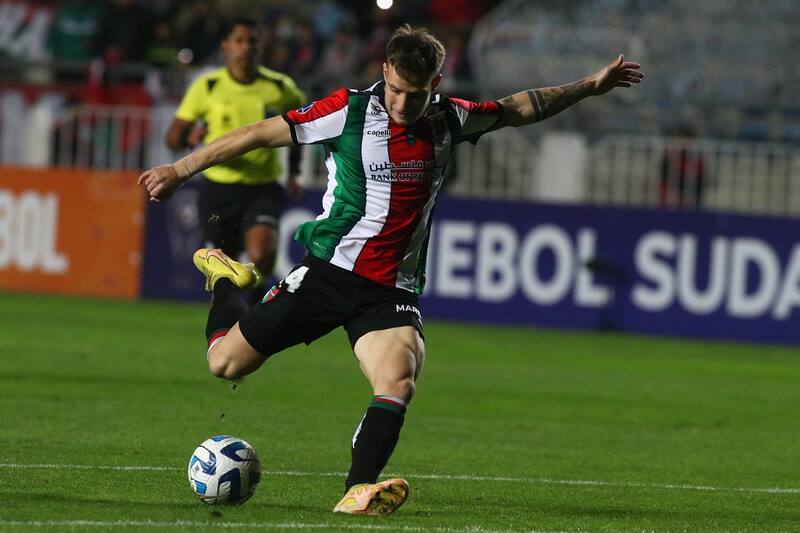 El delantero de 22 años juega actualmente en Palestino.