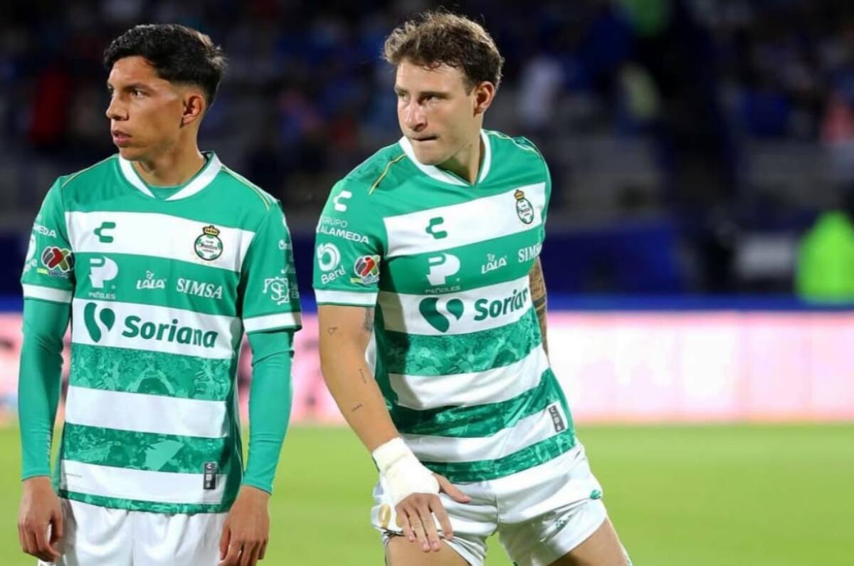 . El delantero chileno del Santos Laguna.