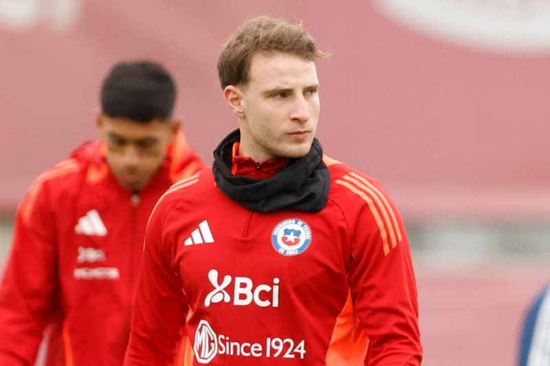 El delantero no sumó minutos en la última fecha clasificatoria con la Selección Chilena.