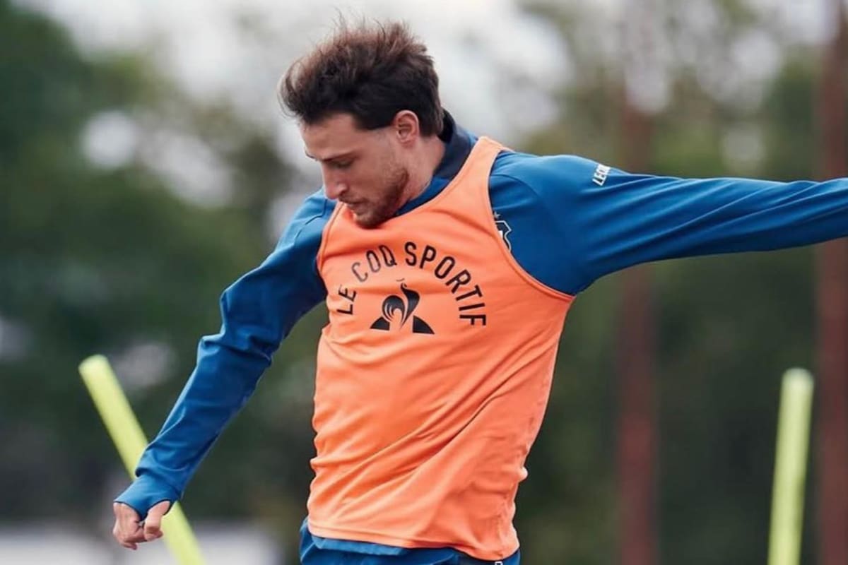 El delantero quedó fuera de la gira de Talleres de Córdoba. Foto: Bruno Barticciotto en Instagram.