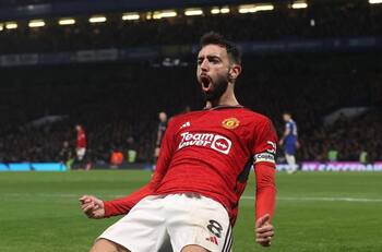 VIDEO | ¡Dónde la puso! El golazo que Bruno Fernandes le encajó al Arsenal en Old Trafford