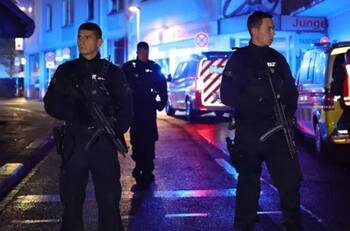 Yihadistas del Estado Islámico se adjudicaron mortal ataque con cuchillos que dejó tres víctimas en Alemania