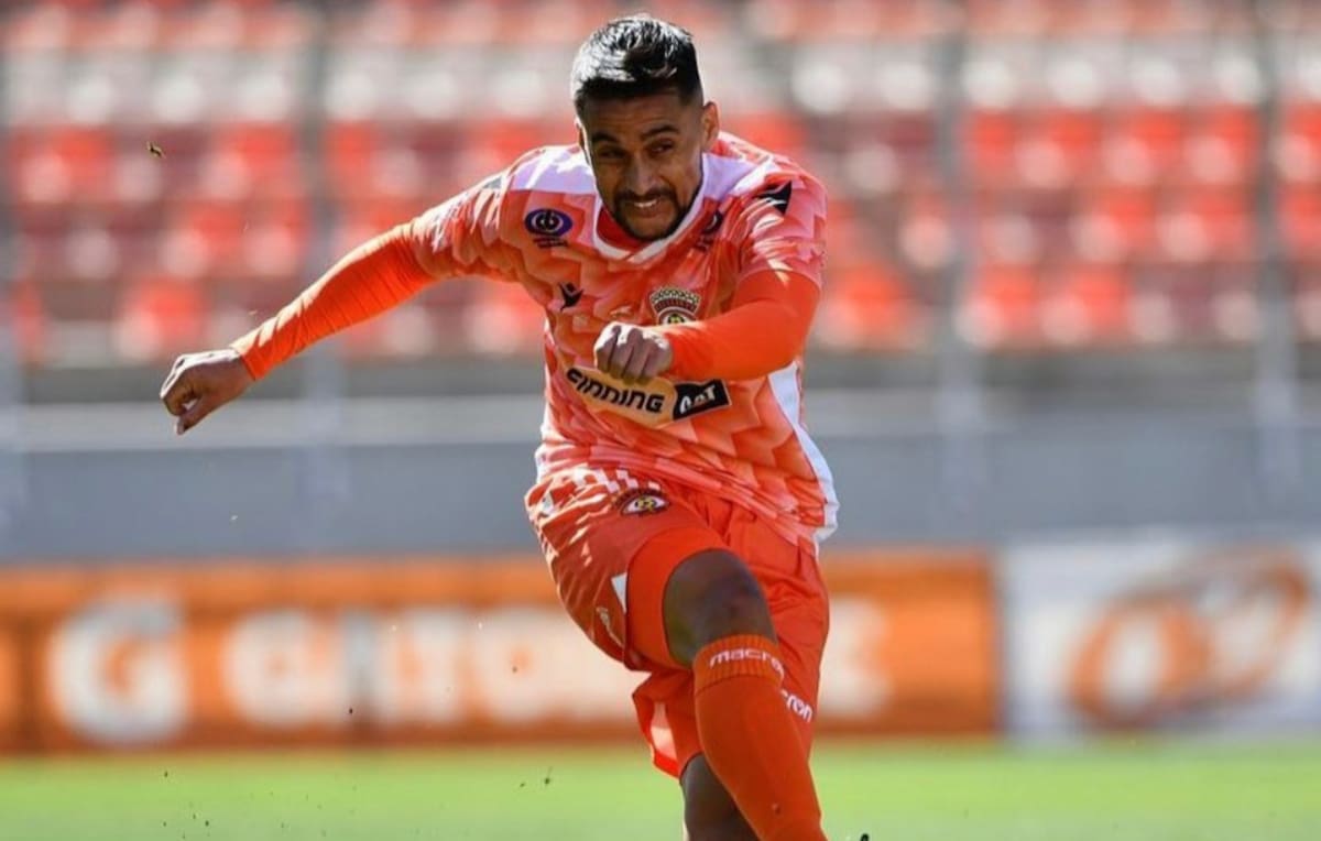 Bryan Cortés, formado en Cobreloa e hincha del club.