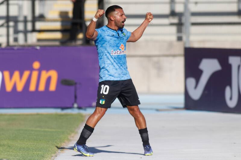 Bryan Rabello celebró con todo su gol ante Colo Colo (Foto: Photosport)