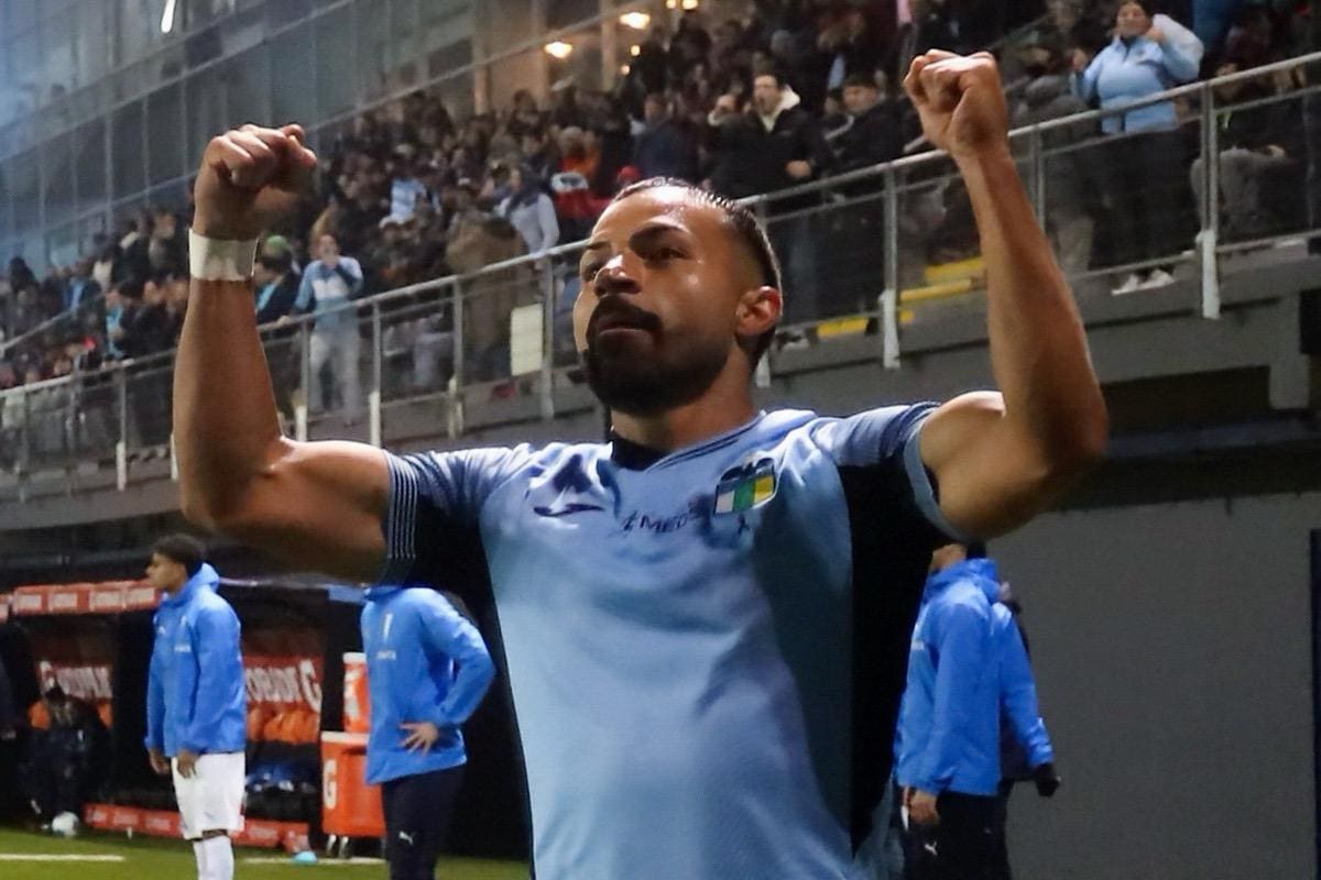 El mediocampista ha sido la gran figura de O'Higgins en este 2025. Foto: Agencia ATON.