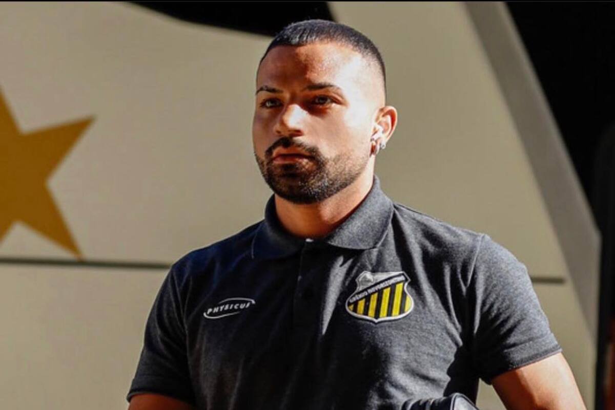 El futbolista chileno está cerca de retornar al país luego de su experiencia en la Serie B de Brasil. (Foto: bryan_rabello)