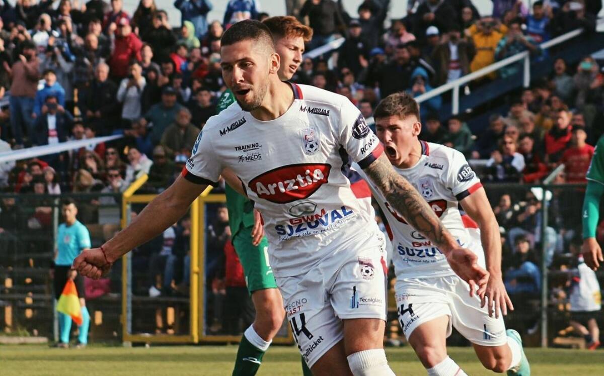 El delantero formado en la U en Deportes Melipilla.