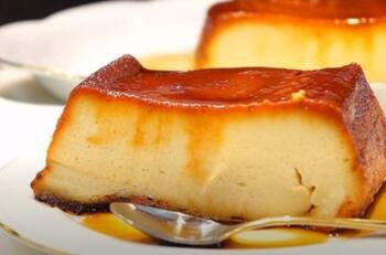 Receta de colegial: Este budín de pan lleva pocos ingredientes y es perfecto para las altas temperaturas