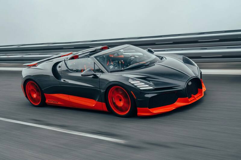 El Bugatti Mistral estableció nuevo récord de velocidad para un descapotable