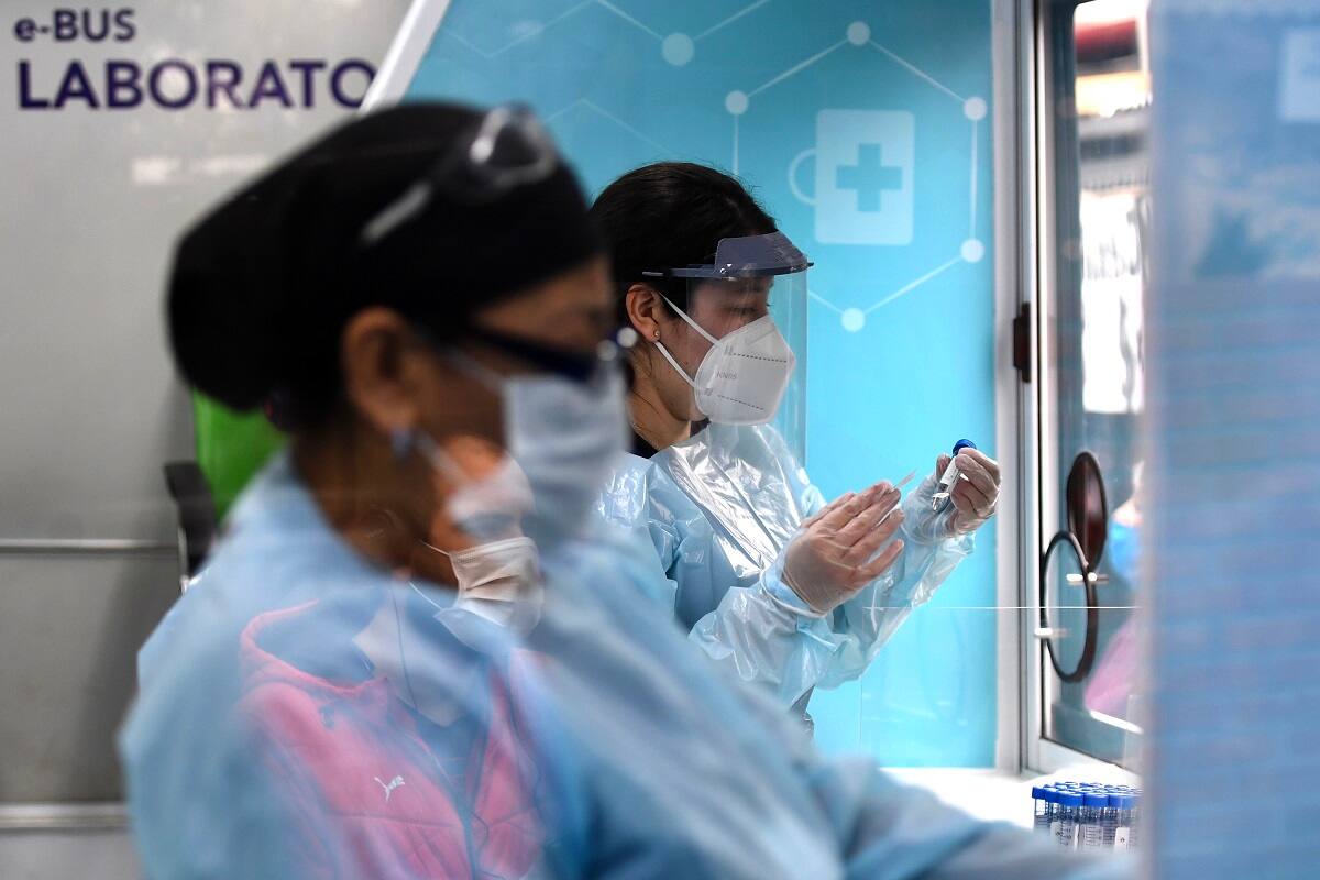 Santiago 30 mayo 2020
Bus Eléctrico de Enel se convierte en el primer Laboratorio Móvil para tomar exámenes PCR de Covid-19
Enel via Aton Chile