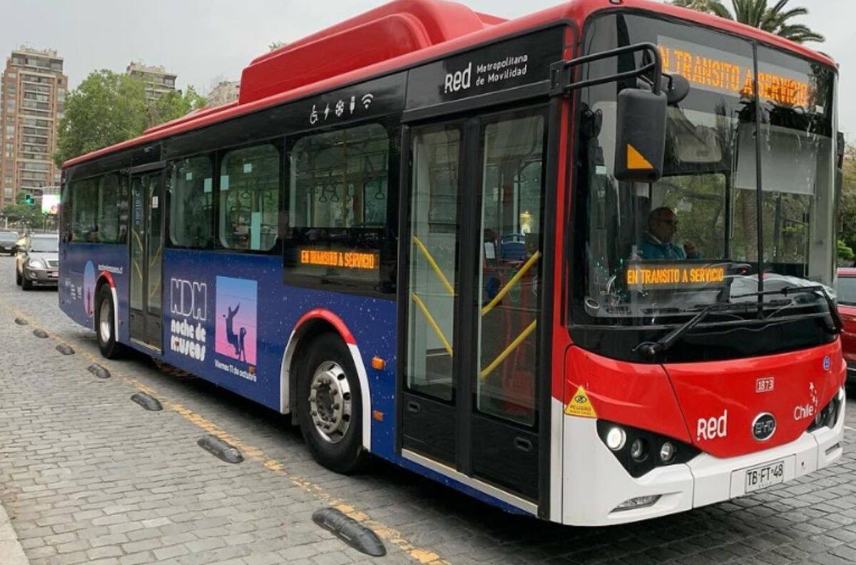 Red Movilidad anuncia servicio especial por Noche de Museos 2025: Revisa la ruta y paradas habilitadas