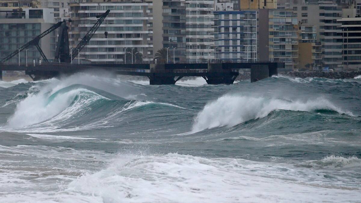 Aún no dan con su paradero: Búsquedas de menor arrastrada por el mar se extenderán por toda la semana