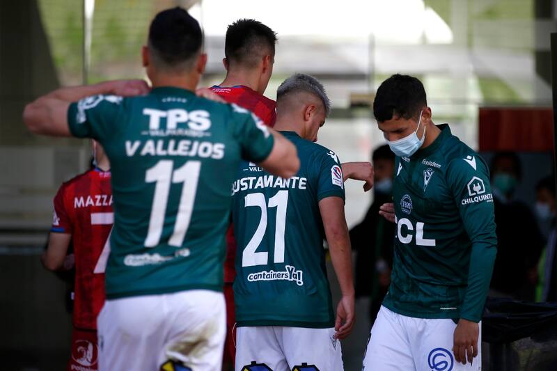 Byron Bustamante perdió espacio con la llegada de Marcelo Cañete. Foto: Agencia Aton.