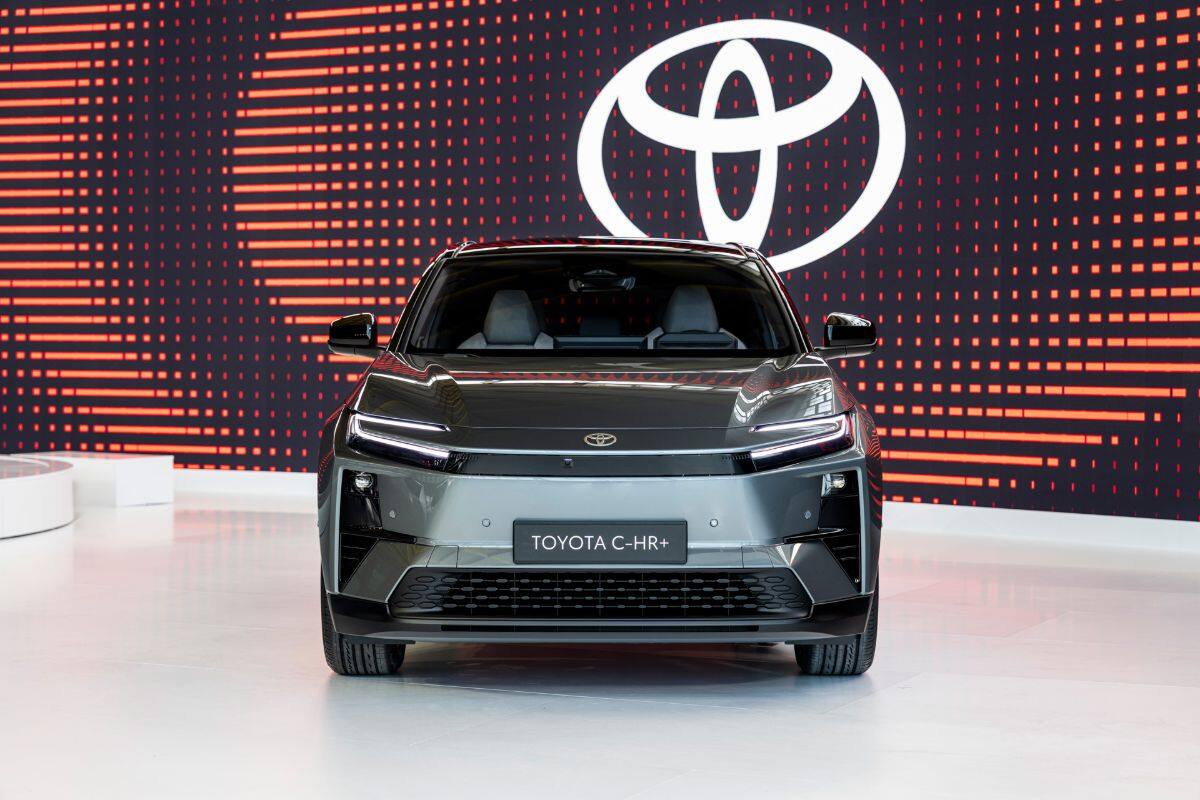 Toyota anunció un escuadrón de vehículos eléctricos para 2026