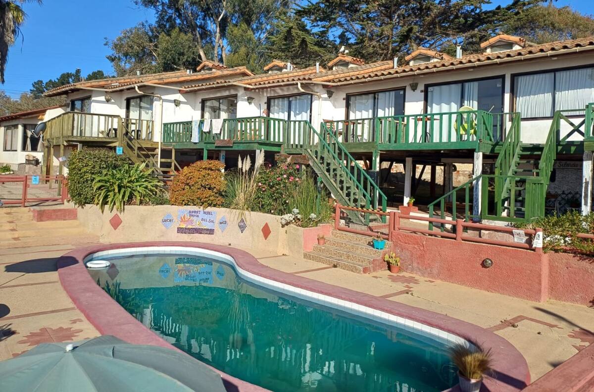 Estas cabañas frente al mar y con piscina son perfectas para vacacionar en El Quisco