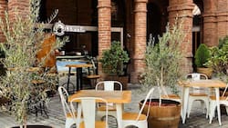 Está emplazada en un edificio neoclásico de Santiago: La increíble cafetería que puedes visitar en días nublados