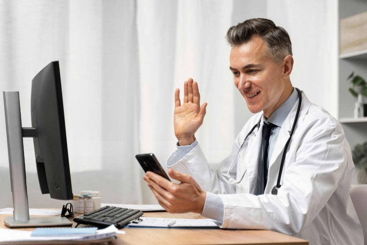 Si eres afiliado, puedes a acceder a telemedicina desde costo 0 en RedSalud.