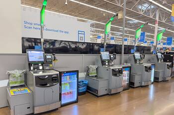 ¿Se aplicará en Chile?: Walmart toma radical decisión por cajas de autoservicio en Estados Unidos