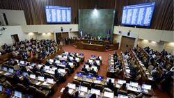 Estas son las 24 personas que ganan más de $10.000.000 en el Congreso: algunos están en el cargo desde 1990