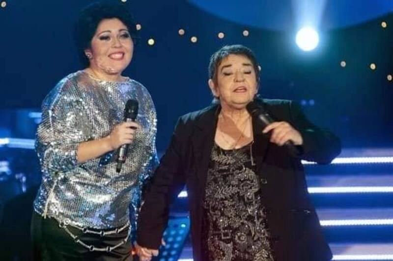 Camila Arismendi y Cecilia