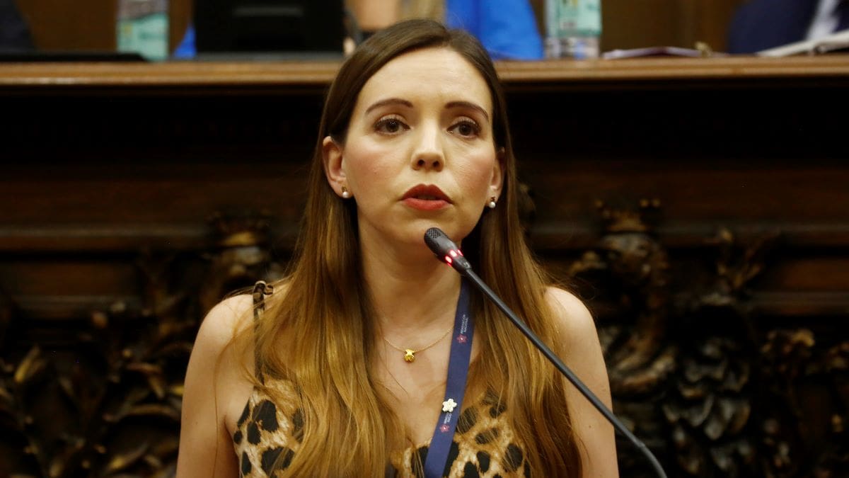 Camila Flores tras muerte de Guillermo Teillier “es un criminal que hizo alarde de sus crímenes”