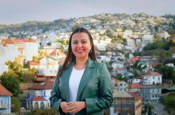 Elecciones 2024: ¿Quién es Camila Nieto, la primera mujer elegida como alcaldesa de Valparaíso?