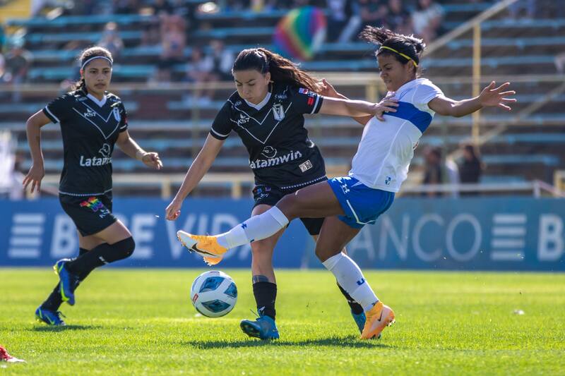 Camila Pavez marcó un golazo en el triunfo de Santiago Morning sobre la UC. Foto: Prensa Santiago Morning. Video: Revista Futfem.