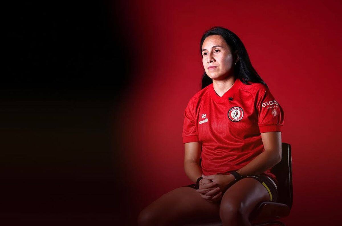 VIDEO | Camila Sáez cambia de club en Inglaterra