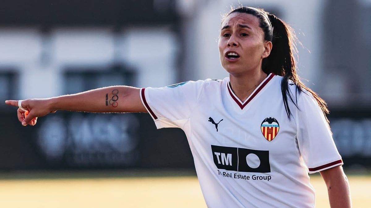 Camila Sáez debutó con la camiseta del Valencia en un partido internacional